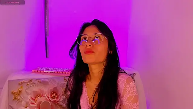 NayeCloud online show from 02/27/26, 07:52