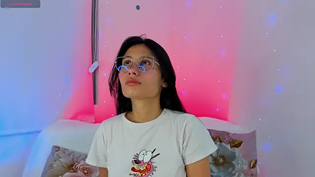 NayeCloud online show from 03/01/26, 03:41