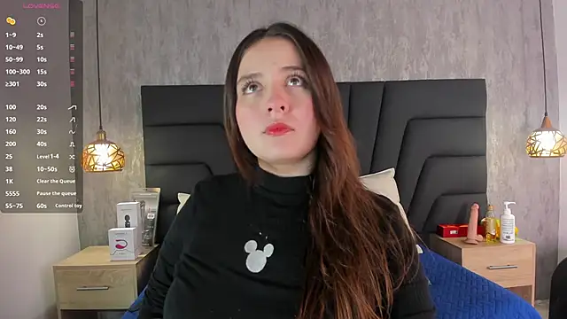 Sabrina Lennox online show from 03/19/25, 09:27