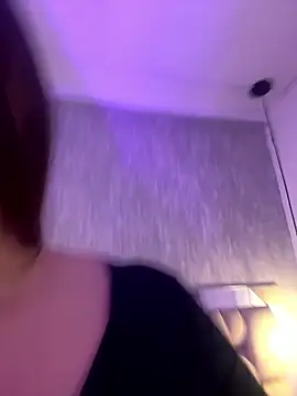 Sabrina Lennox online show from 01/10/26, 07:15