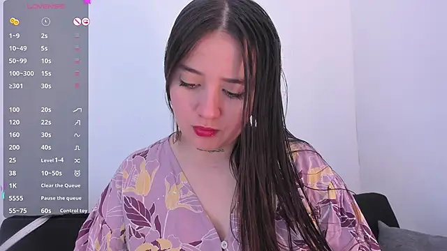 Sabrina Lennox online show from 06/17/26, 06:31
