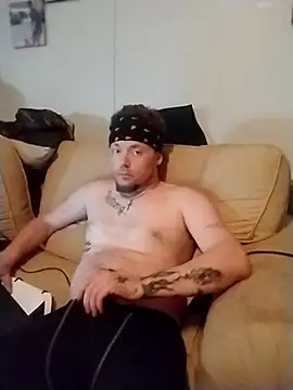 dadyyD95 online show from 03/27/26, 06:08