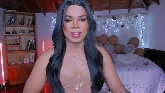 Snapshot of CuteRomi chatting on 02/18/26, 05:53 CuteRomi online show from 02/18/26, 05:53