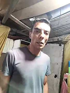 Snapshot of TJ_84 chatting on 12/19/25, 11:12 TJ 84 online show from 12/19/25, 11:12