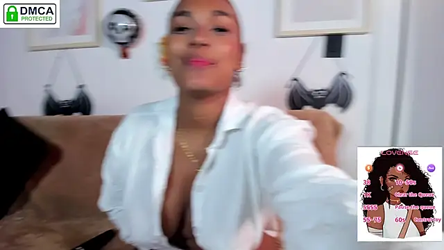 aleja montiel   online show from 10/03/25, 04:15