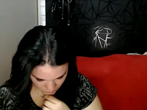 Snapshot of love_and_Lust chatting on 01/28/25, 07:53 love and Lust online show from 01/28/25, 07:53