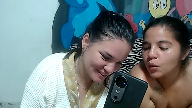 Snapshot of love_and_Lust chatting on 03/19/25, 06:46 love and Lust online show from 03/19/25, 06:46