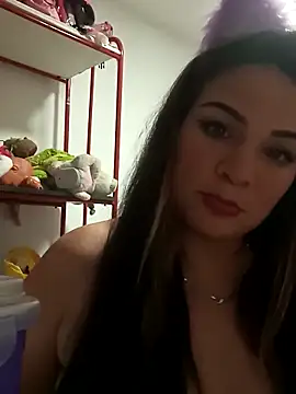 Snapshot of love_and_Lust chatting on 11/20/25, 03:50 love and Lust online show from 11/20/25, 03:50