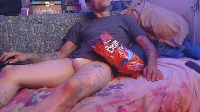 TheOneYouLove69 online show from 11/16/25, 06:08