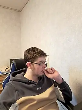 Snapshot of thejerkin chatting on 11/03/25, 01:01 thejerkin online show from 11/03/25, 01:01