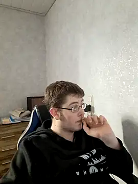 Snapshot of thejerkin chatting on 11/04/25, 12:59 thejerkin online show from 11/04/25, 12:59