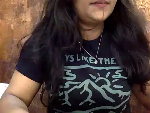 HaaniKaur online show from 03/10/25, 09:21