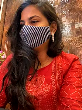 HaaniKaur online show from 10/14/25, 07:09