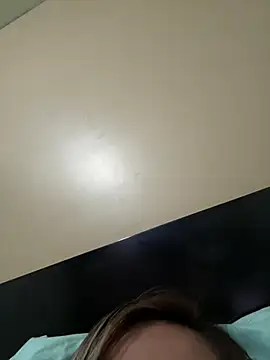 xLadyScarlettx online show from 02/03/25, 05:40