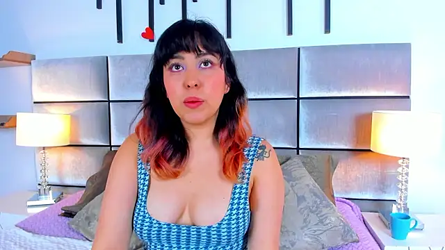 Snapshot of Hairyandsexysalma chatting on 02/17/26, 08:37 Hairyandsexysalma online show from 02/17/26, 08:37