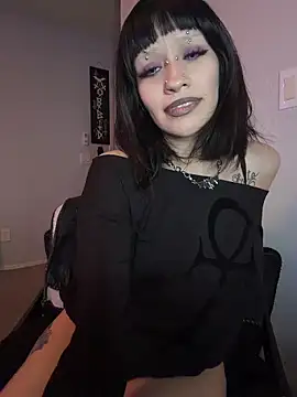 Snapshot of Gothbabbi chatting on 02/19/26, 11:12 Gothbabbi online show from 02/19/26, 11:12