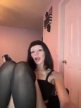 Gothbabbi online show from 03/10/26, 10:15