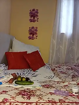sexxylucia online show from 06/18/26, 10:09
