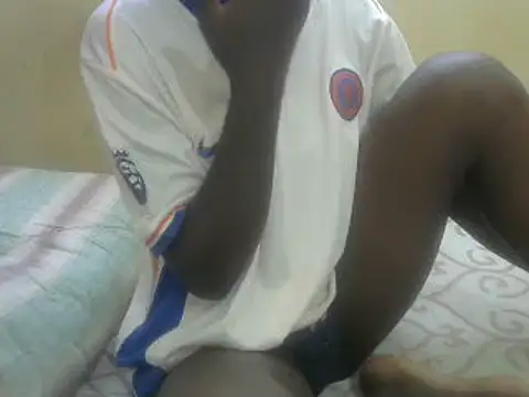 ebonyvalleria1 online show from 02/26/25, 08:59