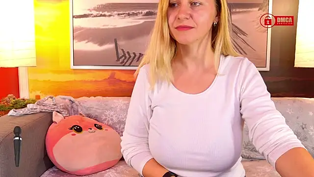 Snapshot of BigBoobsARRI chatting on 11/03/25, 11:00 BigBoobsARRI online show from 11/03/25, 11:00