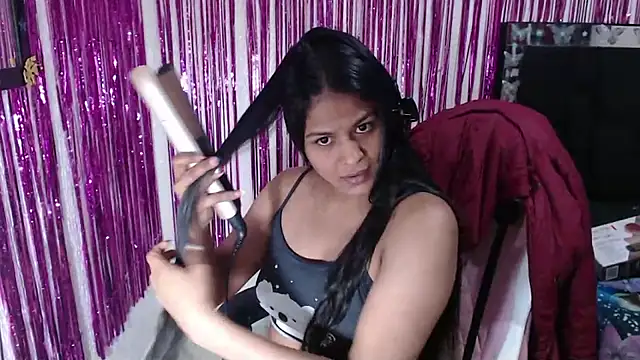 Snapshot of SweetAlmaa chatting on 04/27/26, 10:30 SweetAlmaa online show from 04/27/26, 10:30