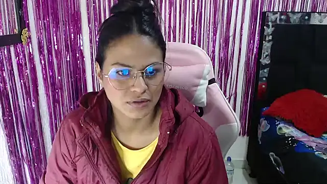 Snapshot of SweetAlmaa chatting on 04/30/26, 09:59 SweetAlmaa online show from 04/30/26, 09:59