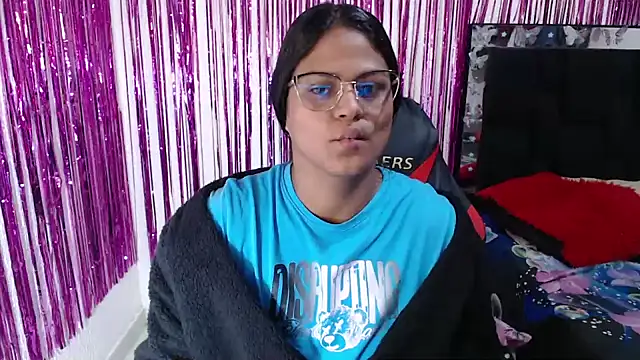 Snapshot of SweetAlmaa chatting on 06/22/26, 10:12 SweetAlmaa online show from 06/22/26, 10:12