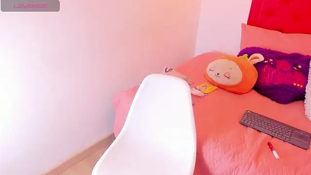 Ema Stone65 online show from 12/19/24, 07:51