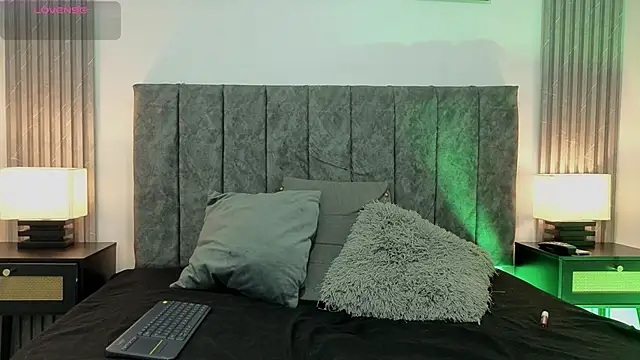 Ema Stone65 online show from 09/15/25, 09:59