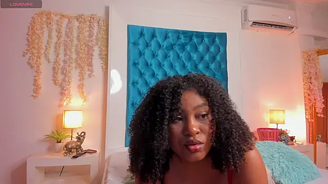 Snapshot of ohrianagibson chatting on 04/21/26, 11:07 ohrianagibson online show from 04/21/26, 11:07