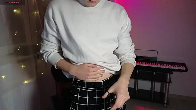 Keytaro online show from 03/06/25, 07:43