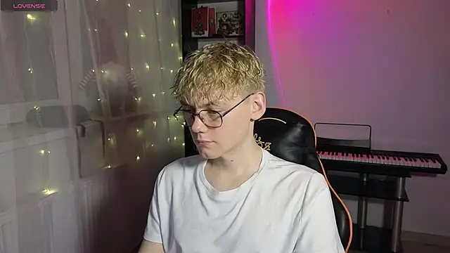 Keytaro online show from 03/08/25, 05:01