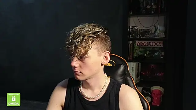 Keytaro online show from 11/27/25, 05:26