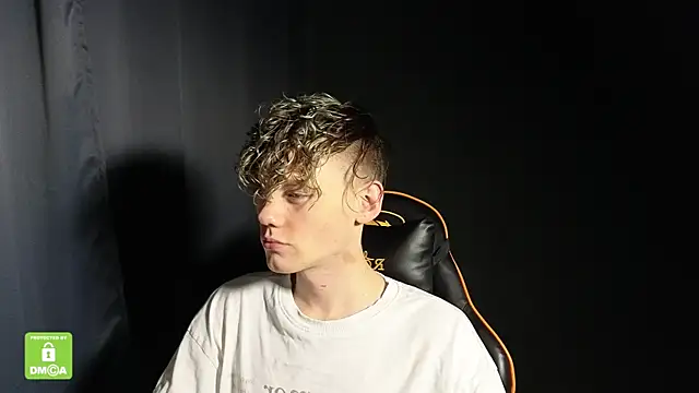 Keytaro online show from 01/12/26, 10:26