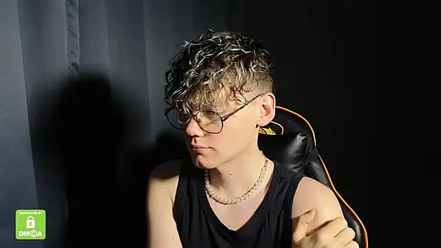 Keytaro online show from 01/15/26, 05:16