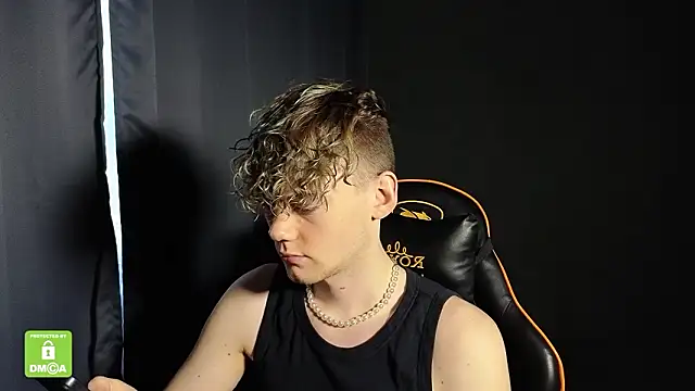 Keytaro online show from 01/19/26, 05:55