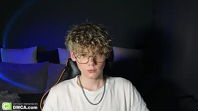 Keytaro online show from 03/12/26, 11:22