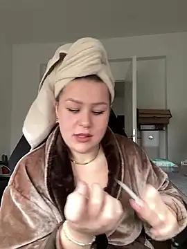 Snapshot of Fancy-Francy chatting on 03/12/25, 11:09 Fancy-Francy online show from 03/12/25, 11:09