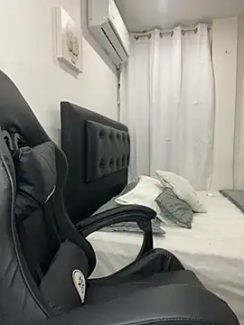 Snapshot of Belissa_miller chatting on 09/27/25, 05:29 Belissa miller online show from 09/27/25, 05:29