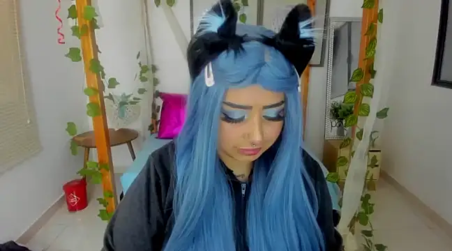 lussyevans24 online show from 02/22/25, 03:12