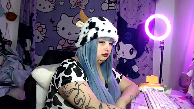 lussyevans24 online show from 07/05/26, 04:19