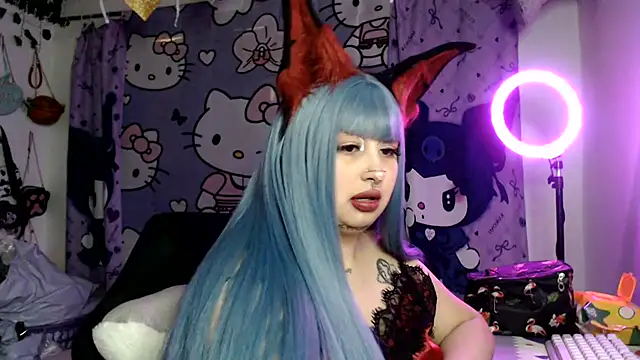 lussyevans24 online show from 07/08/26, 04:50