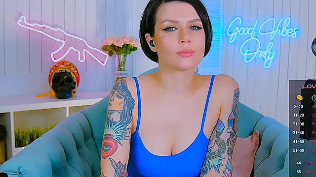 My toys pink online show from 03/04/25, 12:29