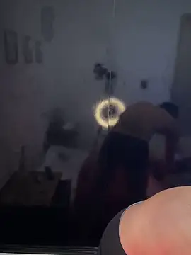 cybercosmiiic online show from 01/21/25, 08:43