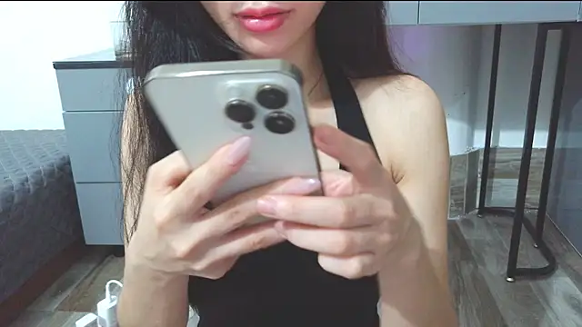 Baby-sexygirl01 online show from 04/04/26, 01:08