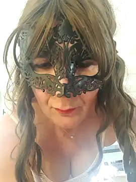 Snapshot of Viola8p chatting on 01/29/25, 10:27 Viola8p online show from 01/29/25, 10:27