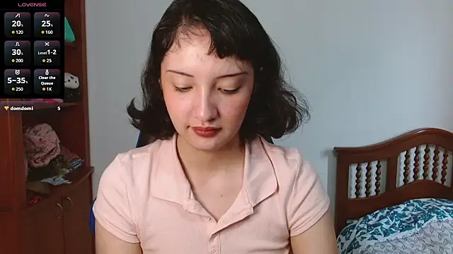 alexaa08 online show from 10/28/25, 12:30