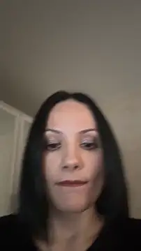 Snapshot of Devil_Goddess chatting on 11/20/25, 01:22 Devil Goddess online show from 11/20/25, 01:22