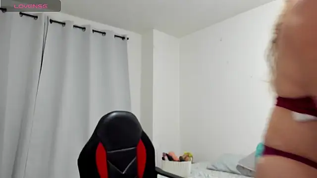 Sanddi milff online show from 03/04/25, 09:43