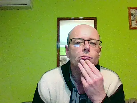 Tiger202441 online show from 03/18/26, 09:51